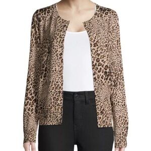 Time and True Women's 4-6 button cardigan leapord print sweater like new